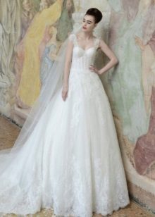 Сватбена рокля от Atelier Aimee