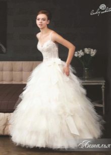 Γαμήλιο φόρεμα από τη συλλογή Love Melody από την Lady White υπέροχη