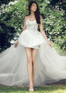Bujna krótka suknia ślubna
