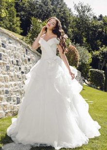 Tulipia puffy wedding dress with layered skirt