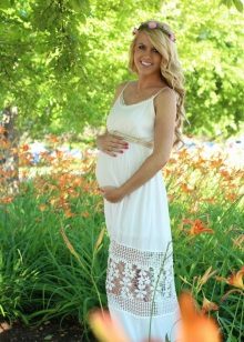 Summer white sundress for pregnant women