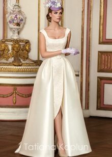 Wedding dress from Tatyana Kaplun from the Lady of quality collection with a slit