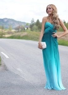  Mėlyna suknelė su perėjimu mėlyna spalva