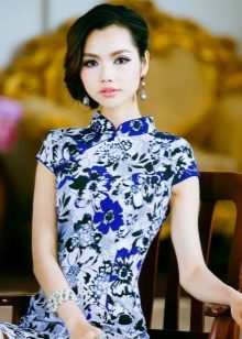 Chinese style dress hairstyle