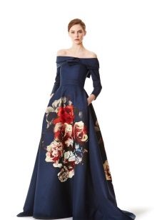 Φόρεμα με μεγάλη floral εκτύπωση σε φούστα
