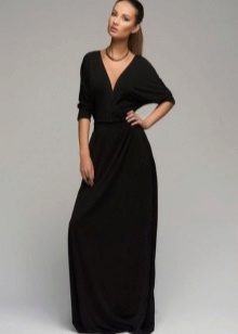 فستان محبوك طويل أسود