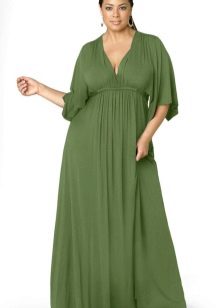 Tam bir kadın için taban uzunluğu yeşil trapez elbise