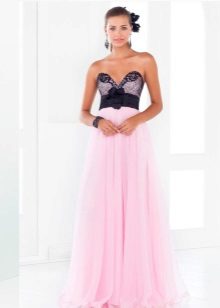 Ροζ φόρεμα με μαύρο μπούστο