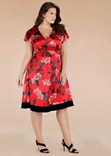 Silk dress for full with small print