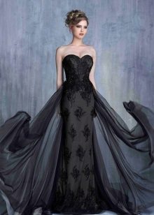 Черна вечерна рокля с гипюр