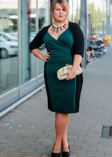 Şişman Kadınlar için İki Renkli Siyah ve Yeşil Kılıf Elbise