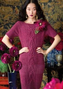 Бургундска плетена хаљина с рукавима од раглана