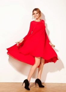Червена рокля A-Line с дълги ръкави