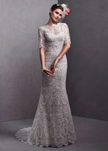 Chicago-style lace dress