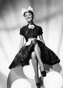 Audrey Hepburn A-Line juoda suknelė