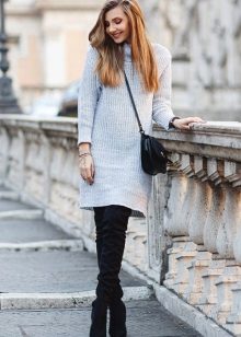 Зимна пуловерна рокля