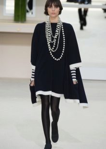 Haljina od vunene haljine Chanel