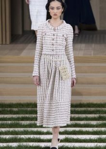 Coco Chanel Tweed-klänning med ärmar