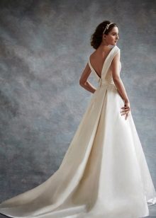 Crepe de Chine wedding dress with open back