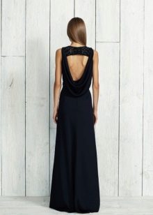 Черна рокля с отворен гръб, дълга