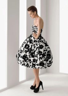 Suknelė puikaus 50-ųjų stiliaus