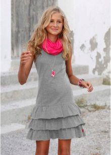 Krátke šaty s volánkom pre dievčatá od 12 do 14 rokov