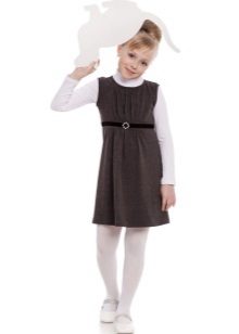 Vestido escolar para niñas gris