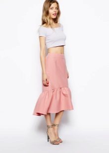 Asimetriškas rožinis sijonas su pledu