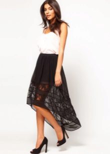Asymmetric skirt with a plain white top