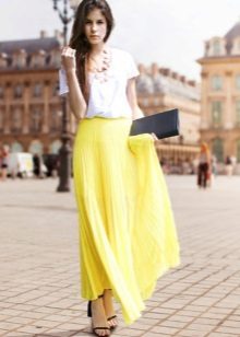Geltonas vasaros ilgas sijonas su geltona saule