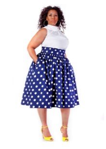 hrachová sukňa pre ženy s nadváhou