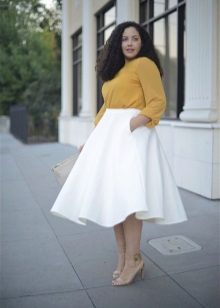 Conical white skirt for fat