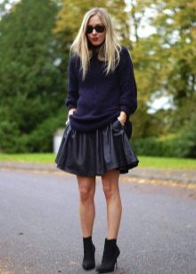 Leather conical skirt with sweatshirt
