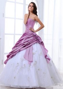 kāzu kleita ar krāsu taftu