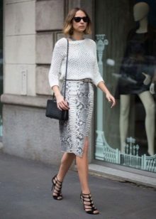 Straight wrap skirt with sweater