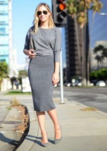 Long gray pencil skirt