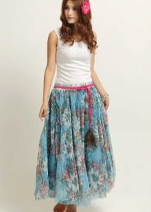 šifonska suknja s cvijećem