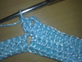 Pletenie kokety na šaty pre dievča do jedného roka - krok 3