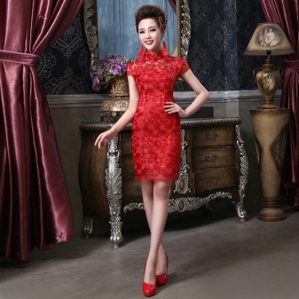 Elegant kort röd qipao-klänning