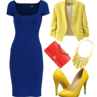 Żółte buty do niebieskiej sukienki