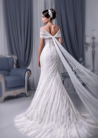 فستان زفاف مستقيم من سفيتلانا ليالينا