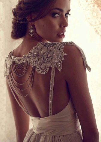 Anne Campbell Bröllopsklänning med öppen rygg