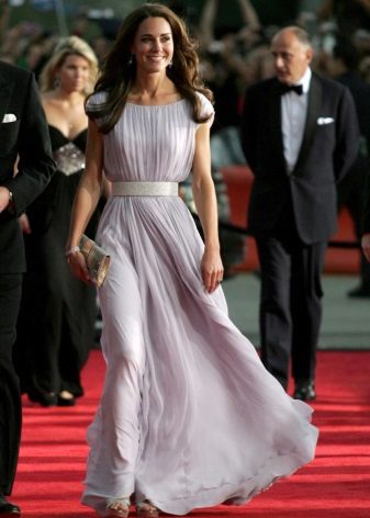 Levandų suknelė Kate Middleton