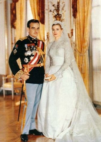 Grace Kelly Wedding Outfit