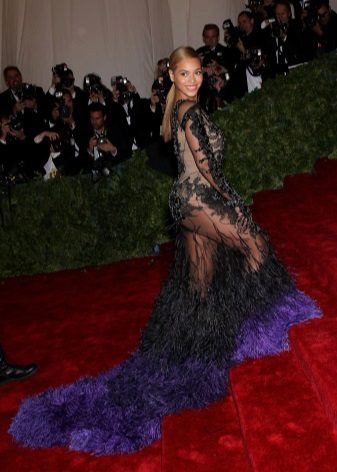 Vakara kleita Givenshea bārkstis Beyonce