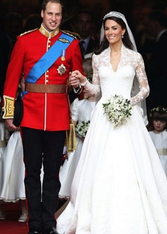 Caro vestido de noiva de renda de Kate Middleton