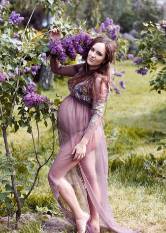 Елегантна рокля за бременни жени