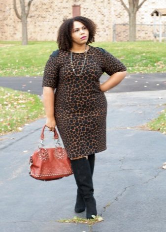 Obez kadınlar için süet siyah leopar kılıf elbise