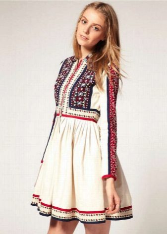 Haljina u ruskom stilu mini duljine