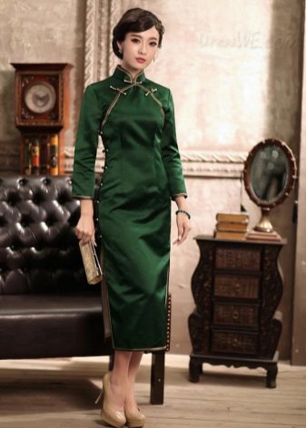 Side-slit midi green qipao dress